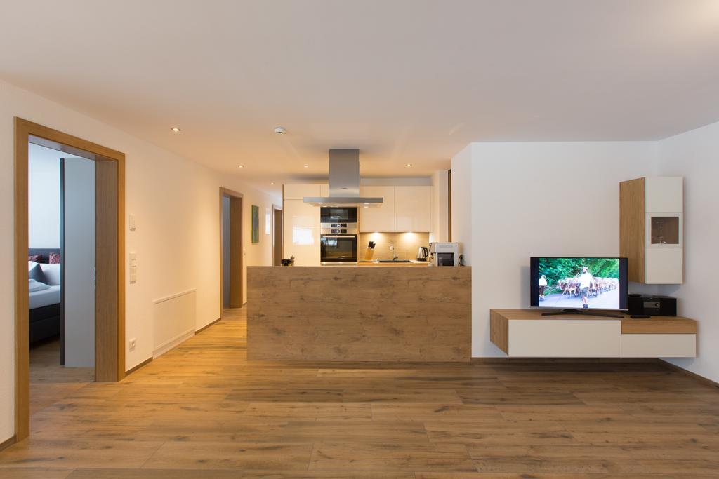 Appartement-Ennemoser เมลเลา ภายนอก รูปภาพ
